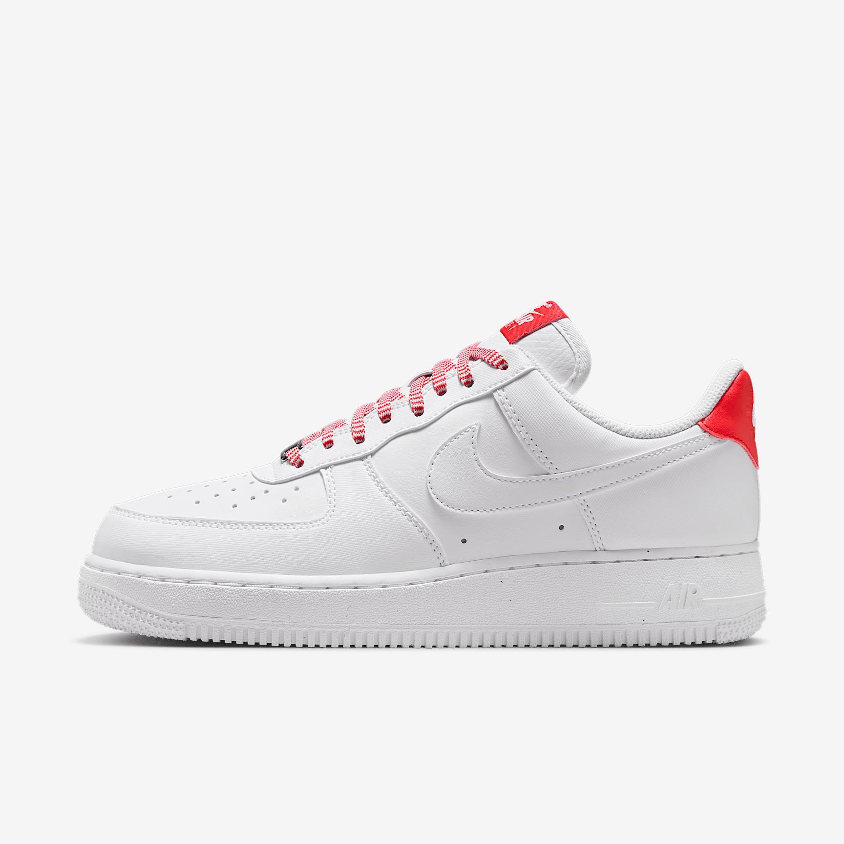 Nike Women's Air Force 1 '07 Shoes Product Image