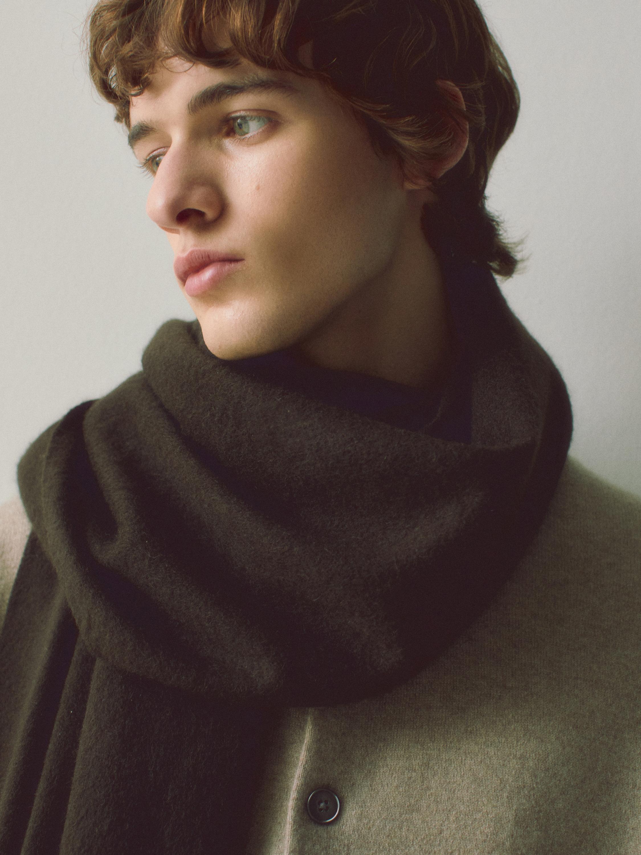 100% cashmere bomber cardigan · Mink, Navy Blue · Sweaters And Cardigans | Massimo Dutti Product Image