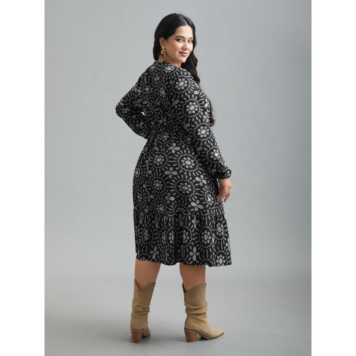 Plus Size Notched Collar Print Tiered Midi Dress Black Women Resort Non Flat collar with V-notch Elbow-length sleeve Curvy BloomChic 18-20/2X Product Image