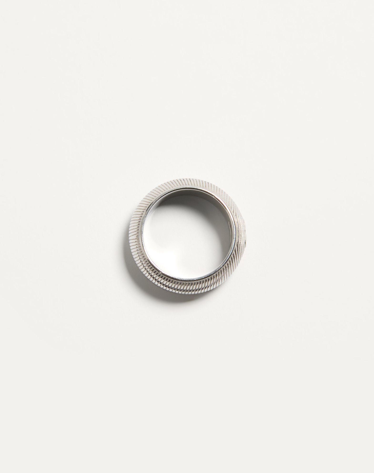 Valentino Garavani Ovalette Metal Ring Product Image