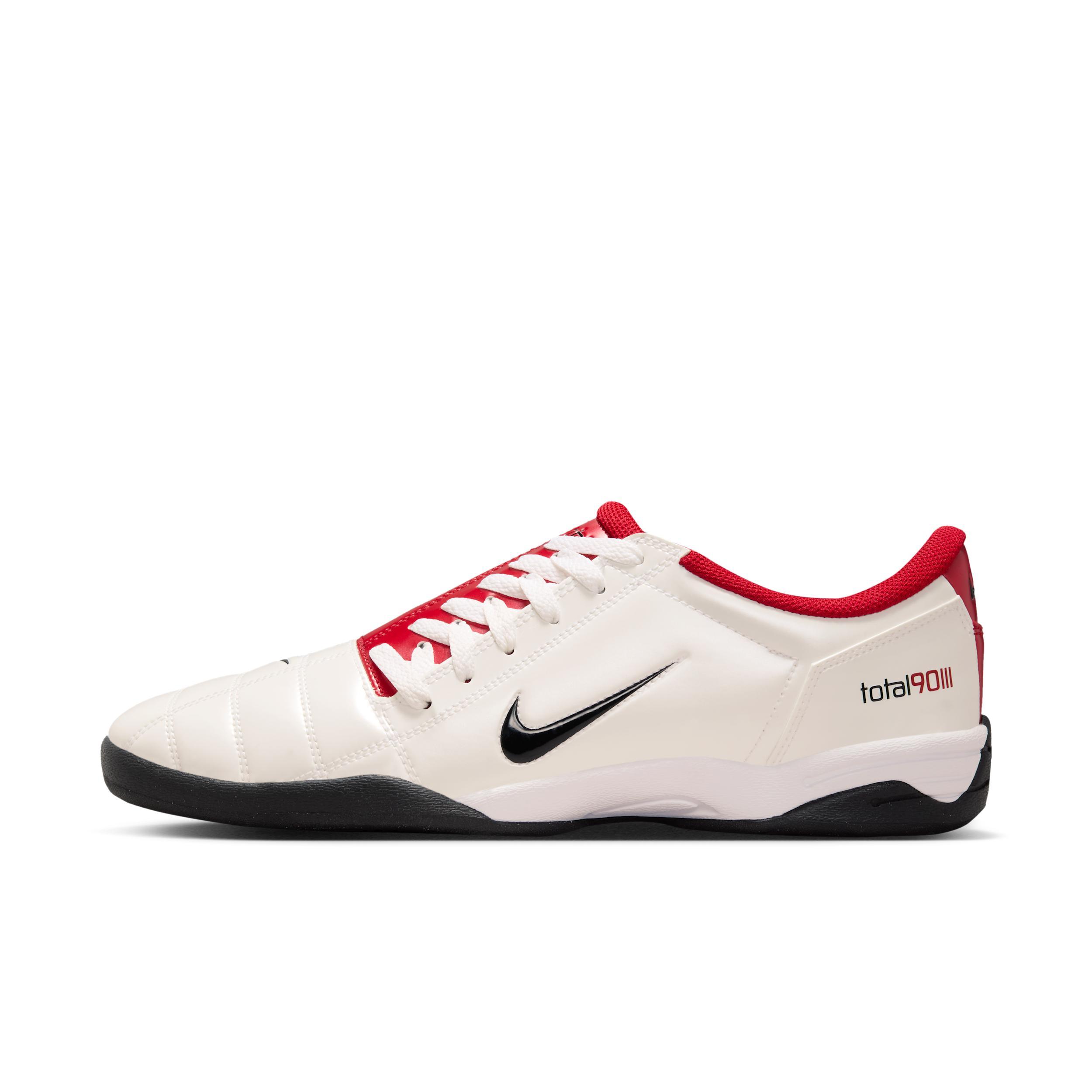 Nike Total 90 Men's Shoes Product Image