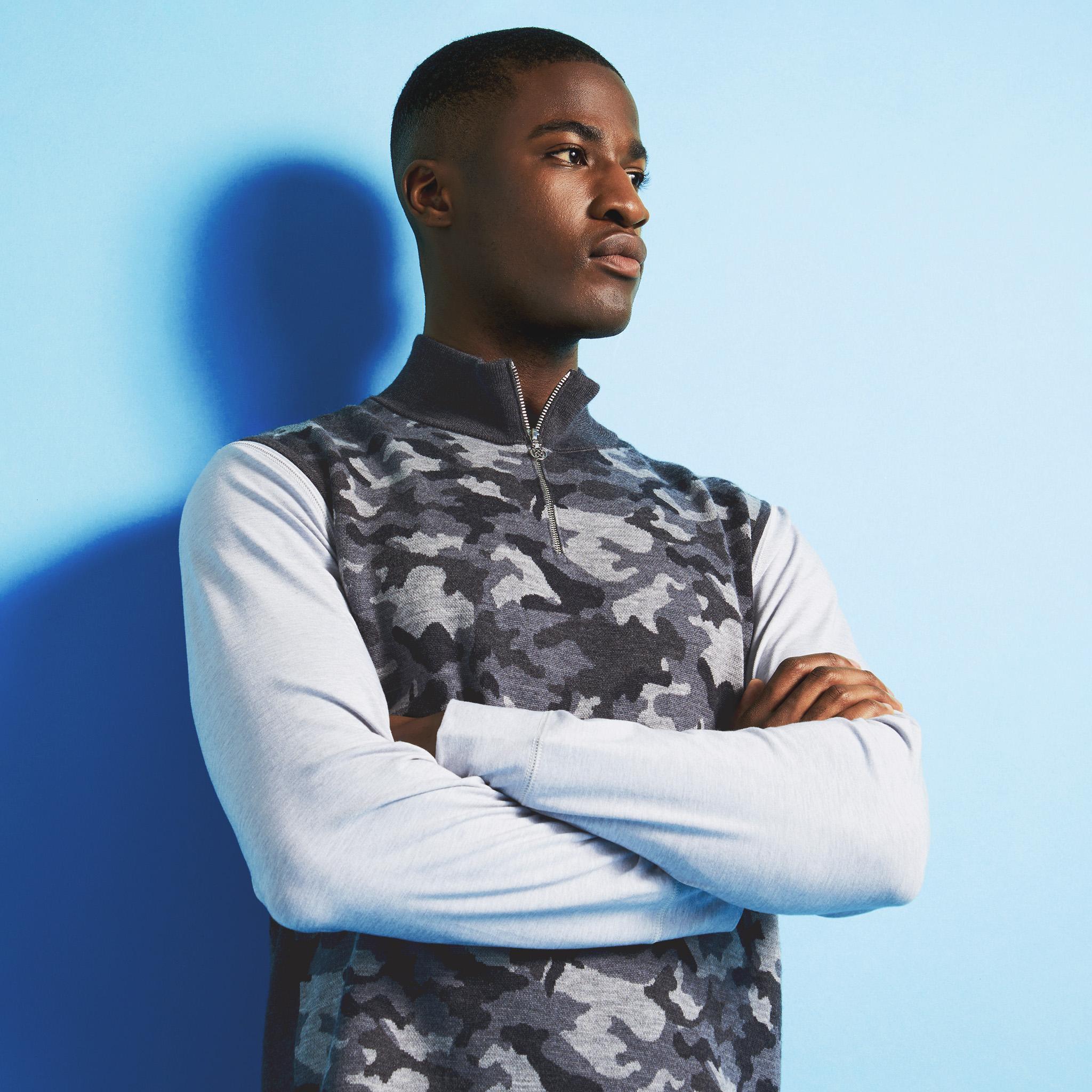 CAMO JACQUARD MERINO WOOL QUARTER ZIP SWEATER Product Image
