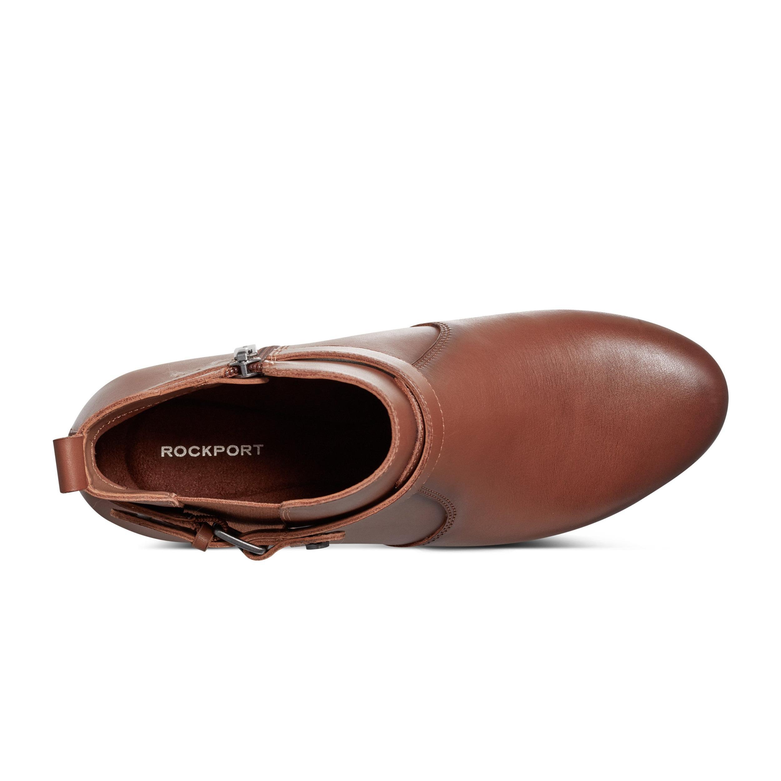 Women's Chole Almond Toe Casual Booties Product Image