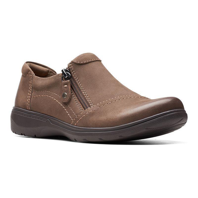 Clarks Carleigh Ray Nubuck) Women's Flat Shoes Product Image