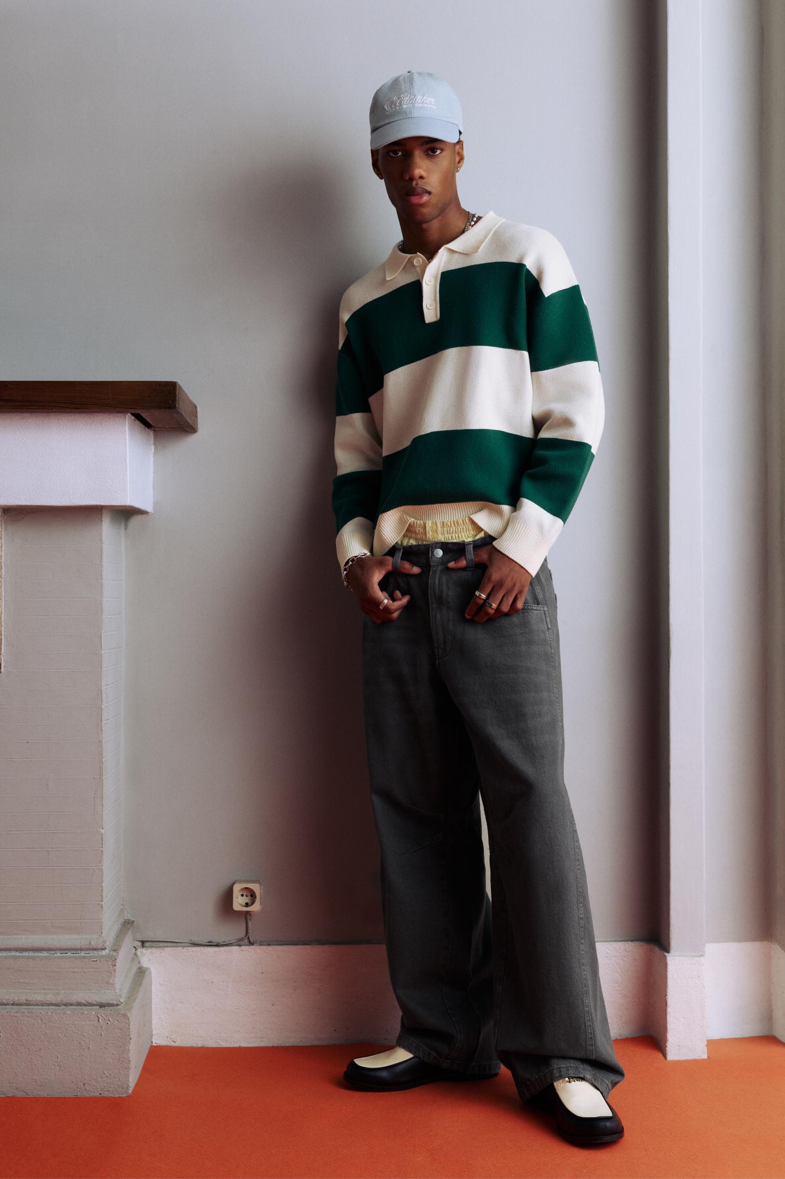 Baggy trousers Product Image
