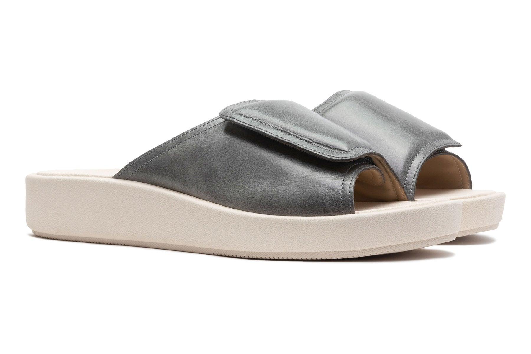 Paseo Slide Female Product Image