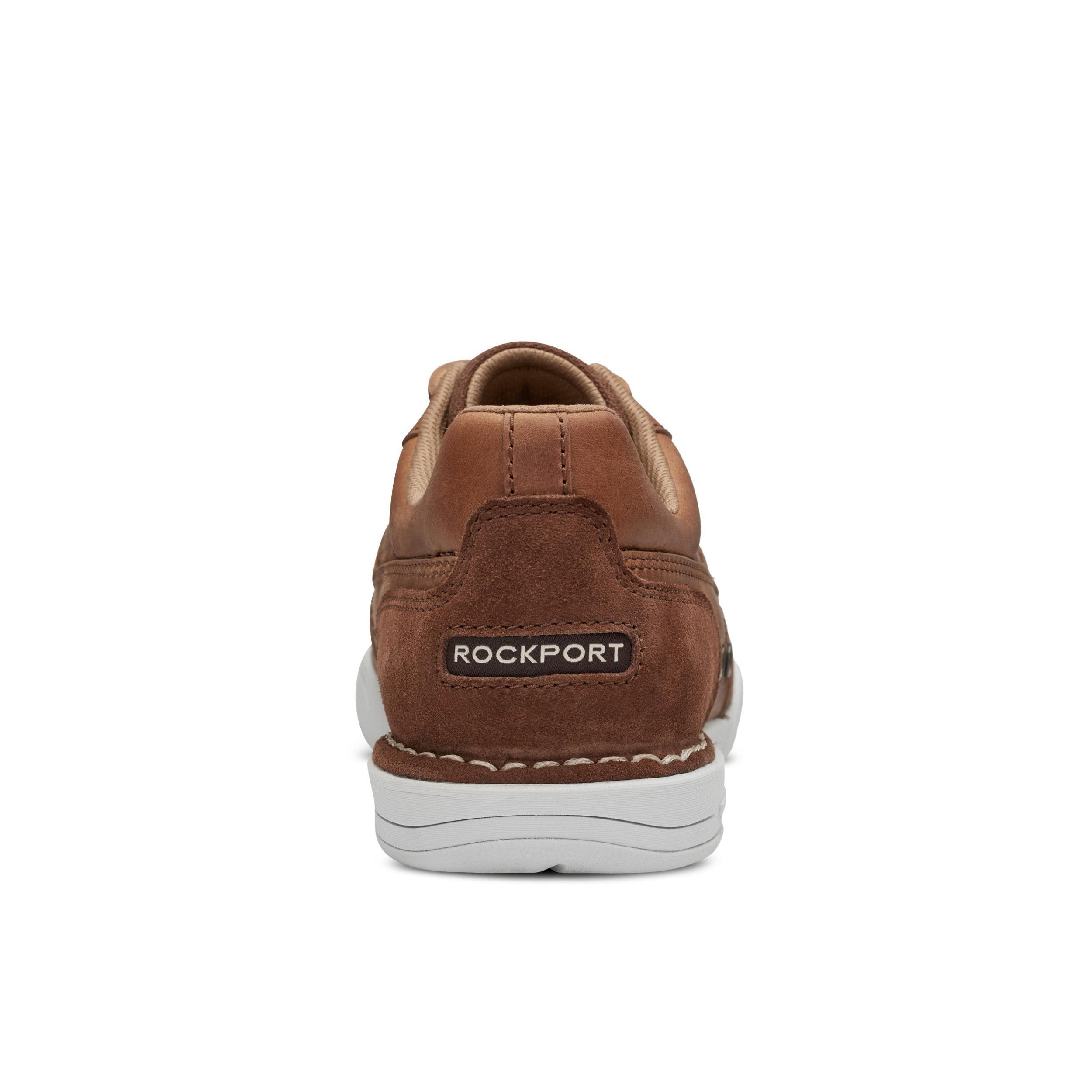 Men's Wentworth Round Toe Casual Flat Boat Shoe Product Image