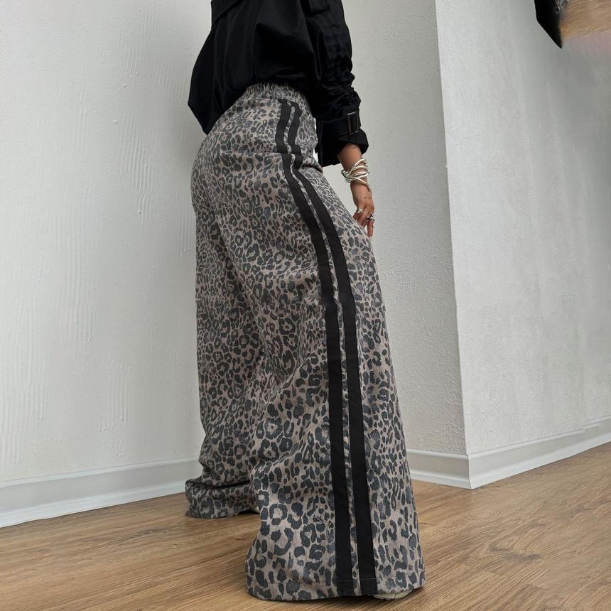 High Waist Leopard Print Striped Loose-Fit Wide-Leg Pants Product Image