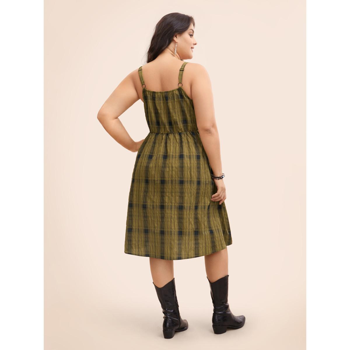 Plus Size Wrinkle-Treated Waist-Defining Midi Dress Olive Women Resort Texture Non Sleeveless Curvy BloomChic 22-24/3X Product Image