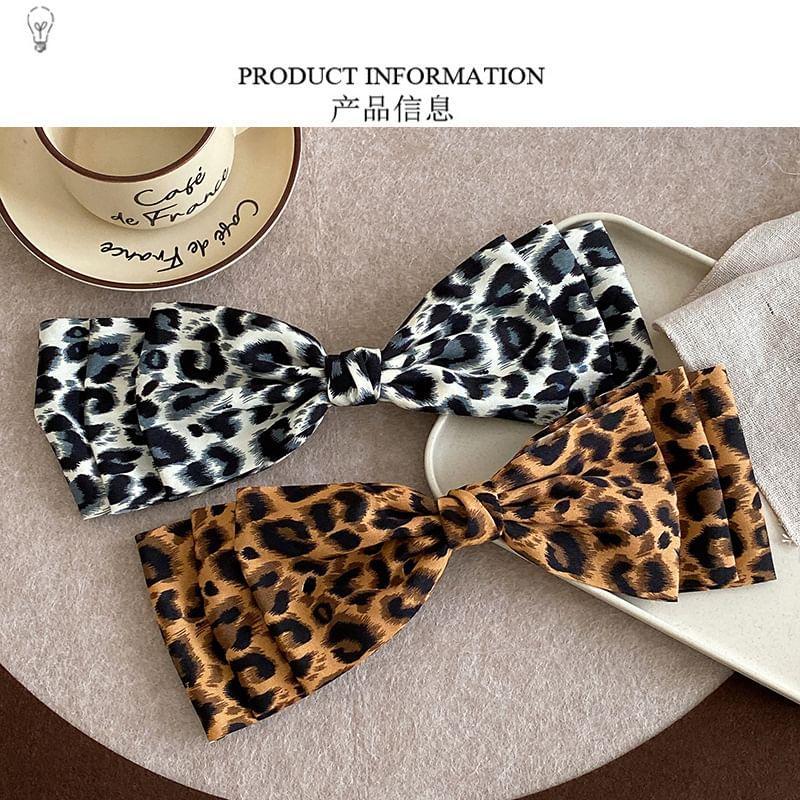 Leopard Print Bow Hair Clip Product Image