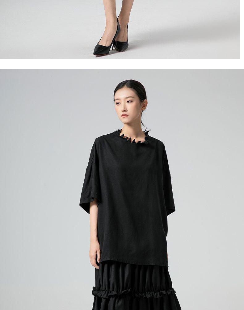3/4-Sleeve Asymmetrical Neck Plain Oversized T-Shirt Product Image