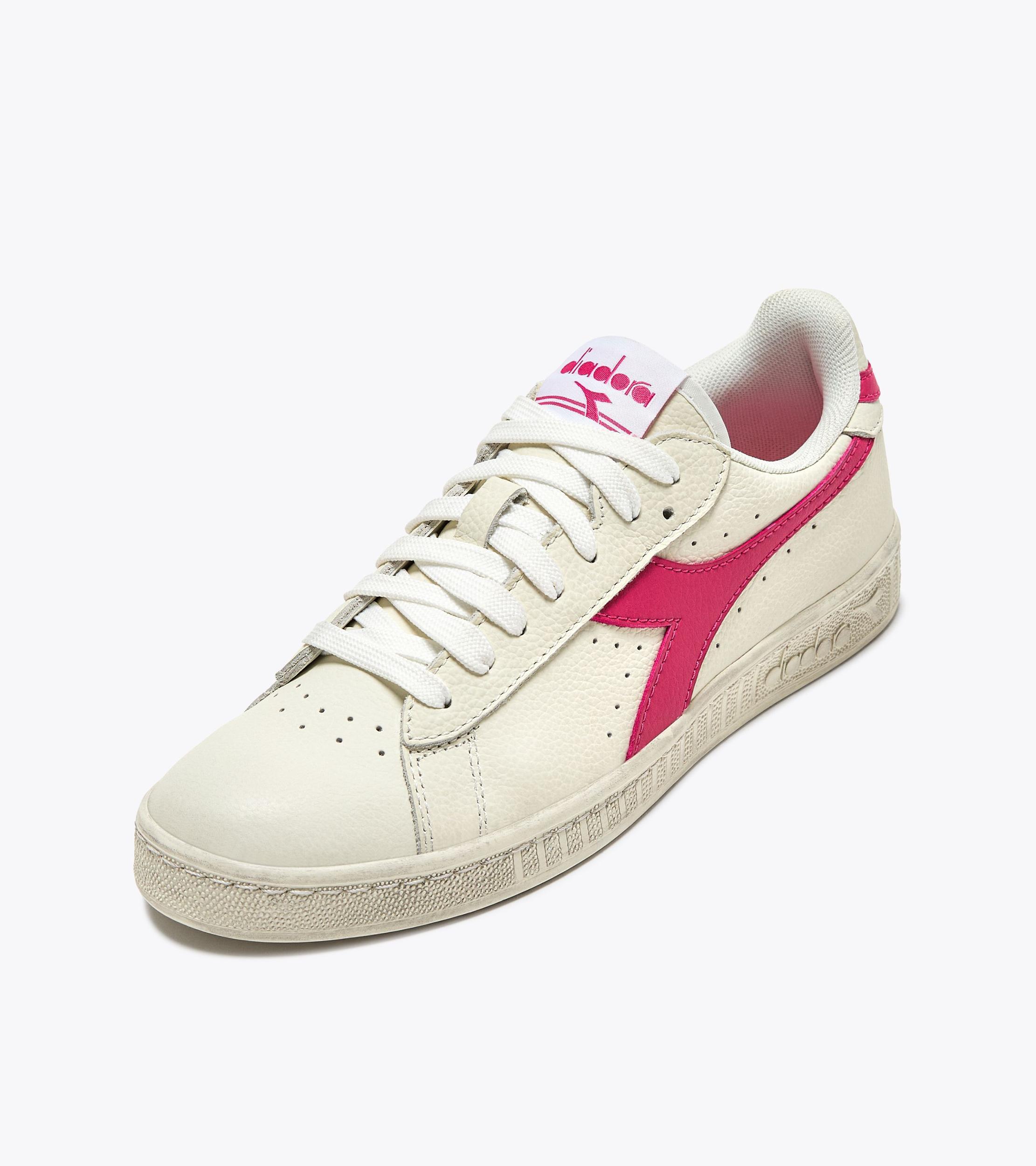 GAME L LOW WAXED Product Image