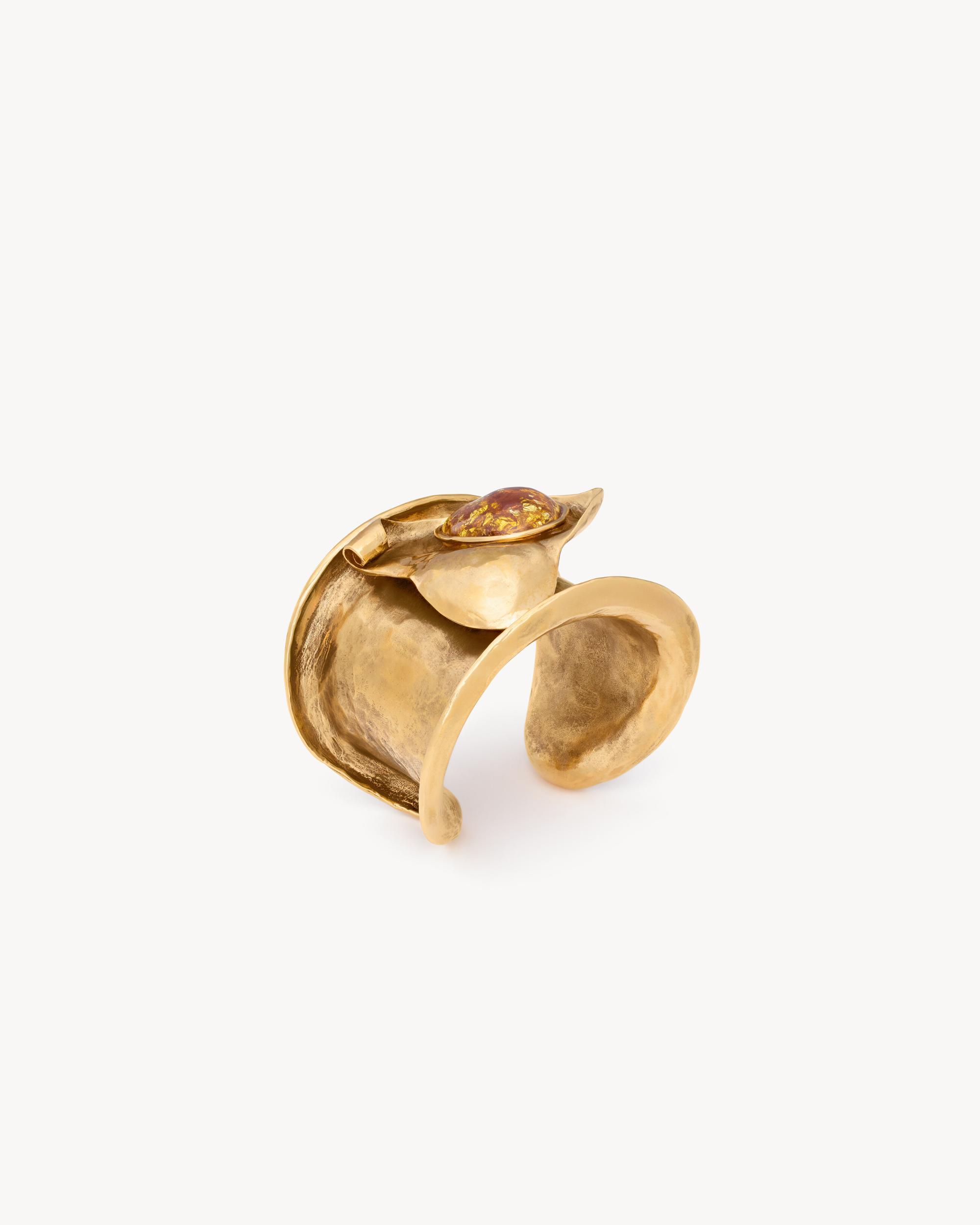 petal cuff in resin and metal Product Image