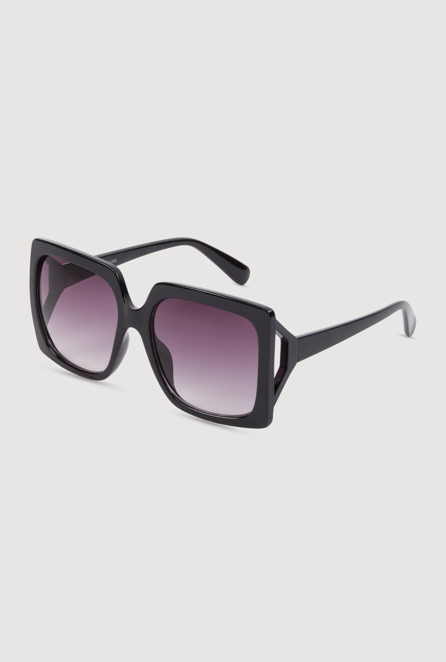 Side Cutout Ombre Lens Sunglasses Female Product Image