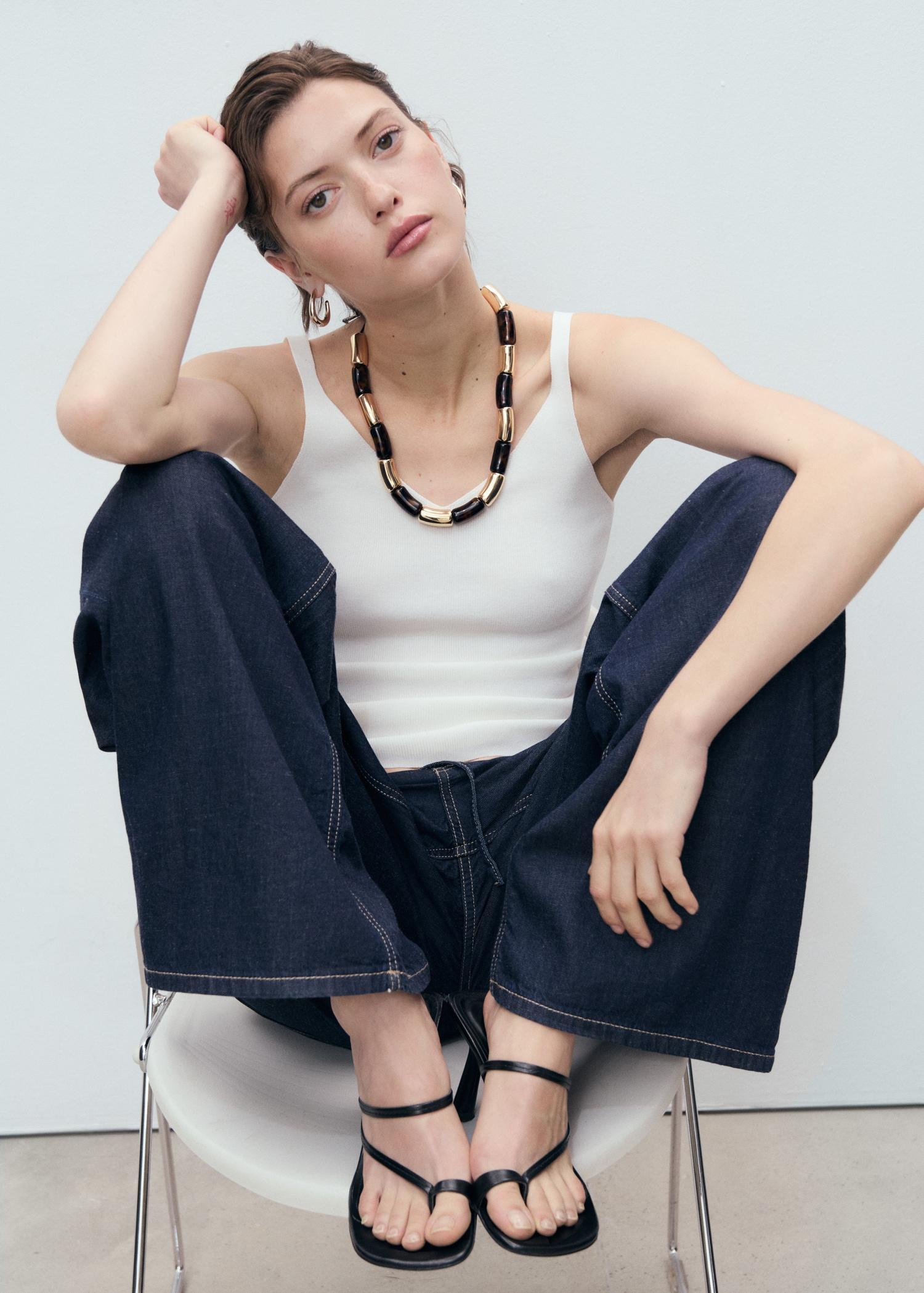 V-neck knitted top - Women | MANGO USA Product Image