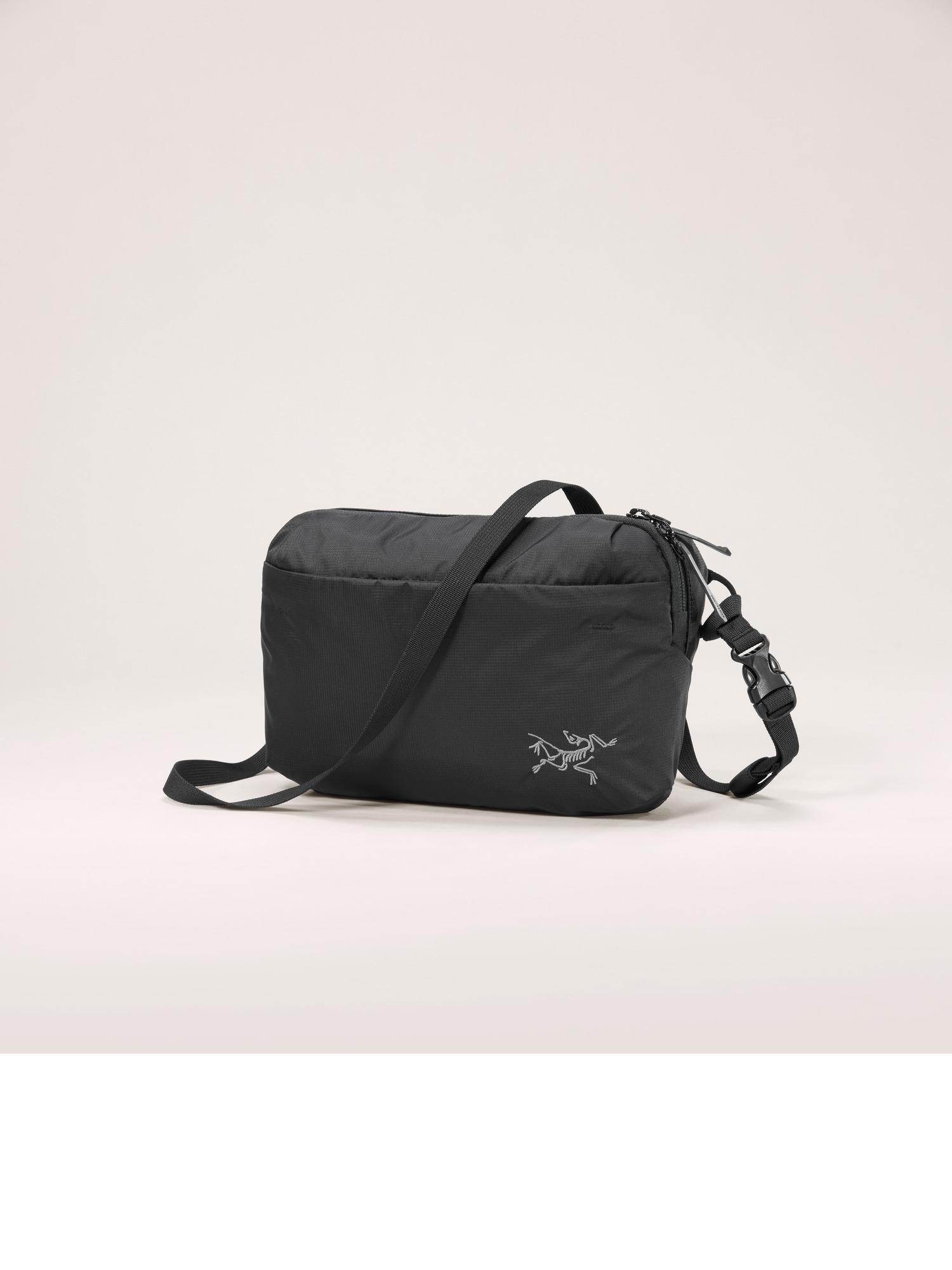 Heliad Crossbody Bag Product Image