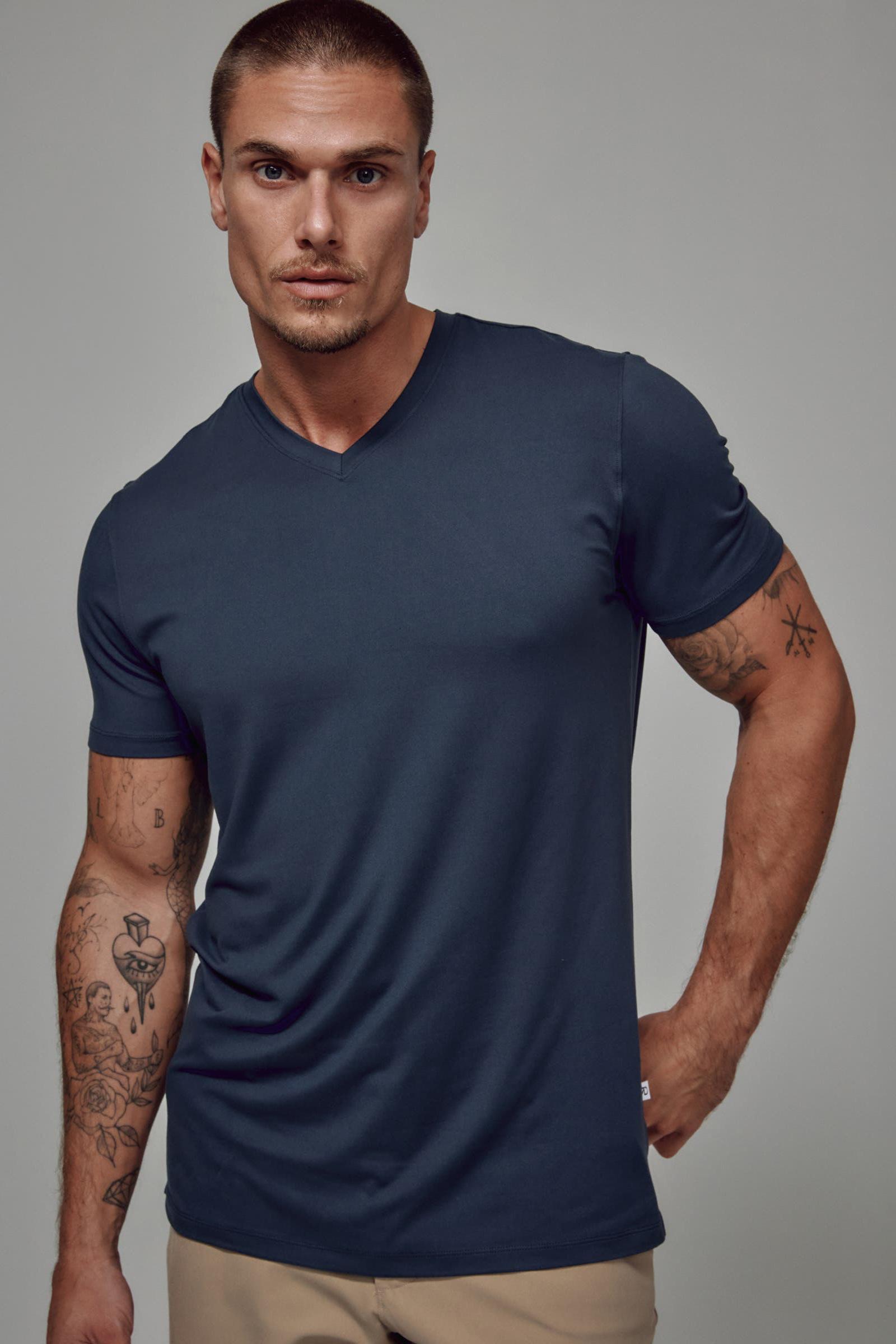 Core™ V-Neck Tee - Island Blue Product Image