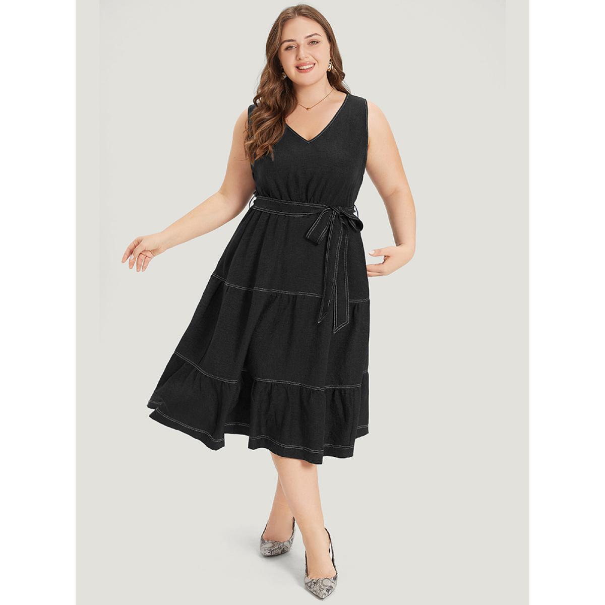 Plus Size Plain Pocket Belted Layered Contrast Dress Black Women Office Plain V-neck Sleeveless Curvy Midi Dress BloomChic 30/6X Product Image