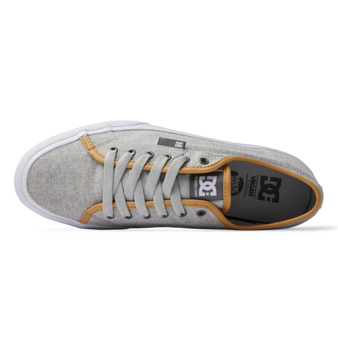 Men's Manual Textile Shoes Male Product Image