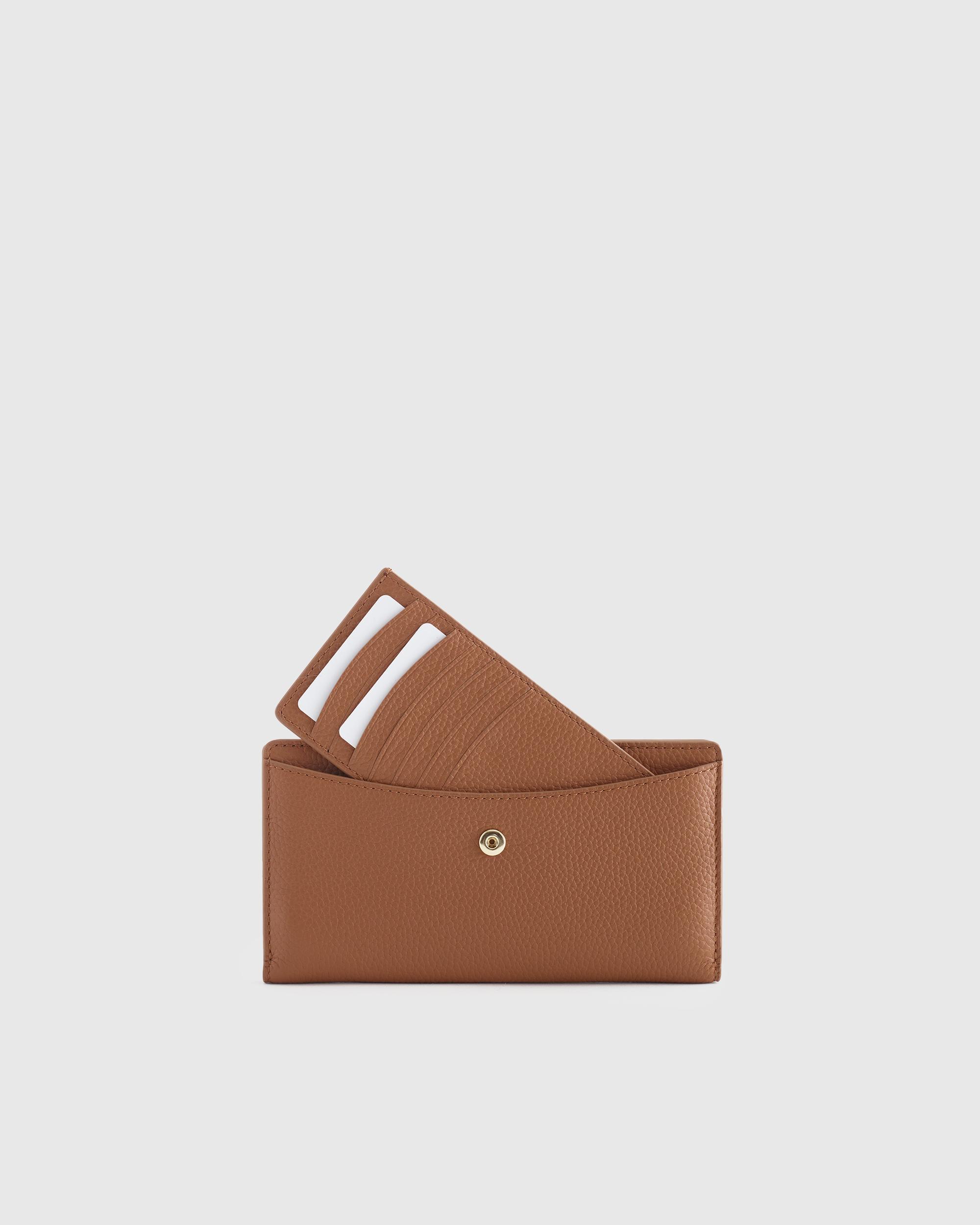 Quince | Women's Italian Pebbled Leather Bifold 2-in-1 Wallet Italian Leather Product Image