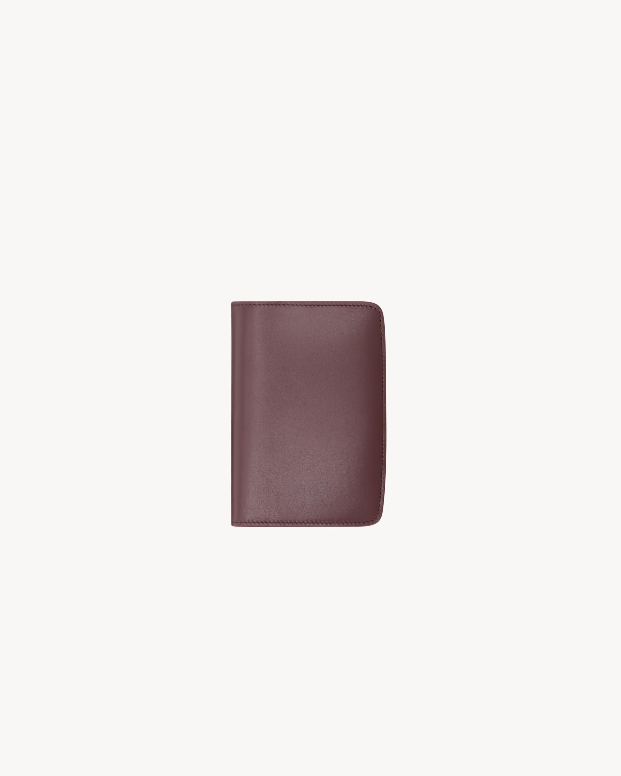 VOLTAIRE passport case in BOX SAINT LAURENT Product Image