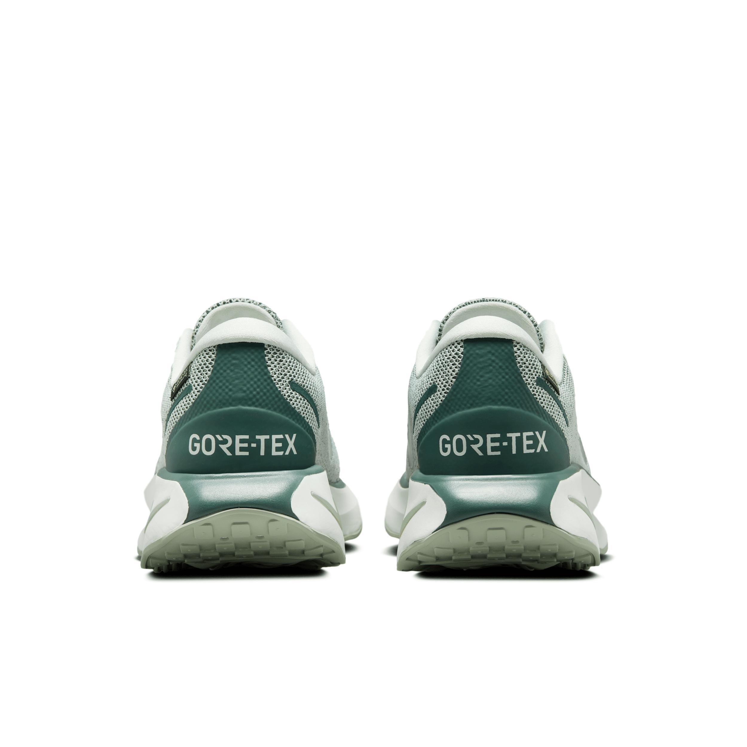 Nike Women's Motiva GORE-TEX Waterproof Walking Shoes Product Image