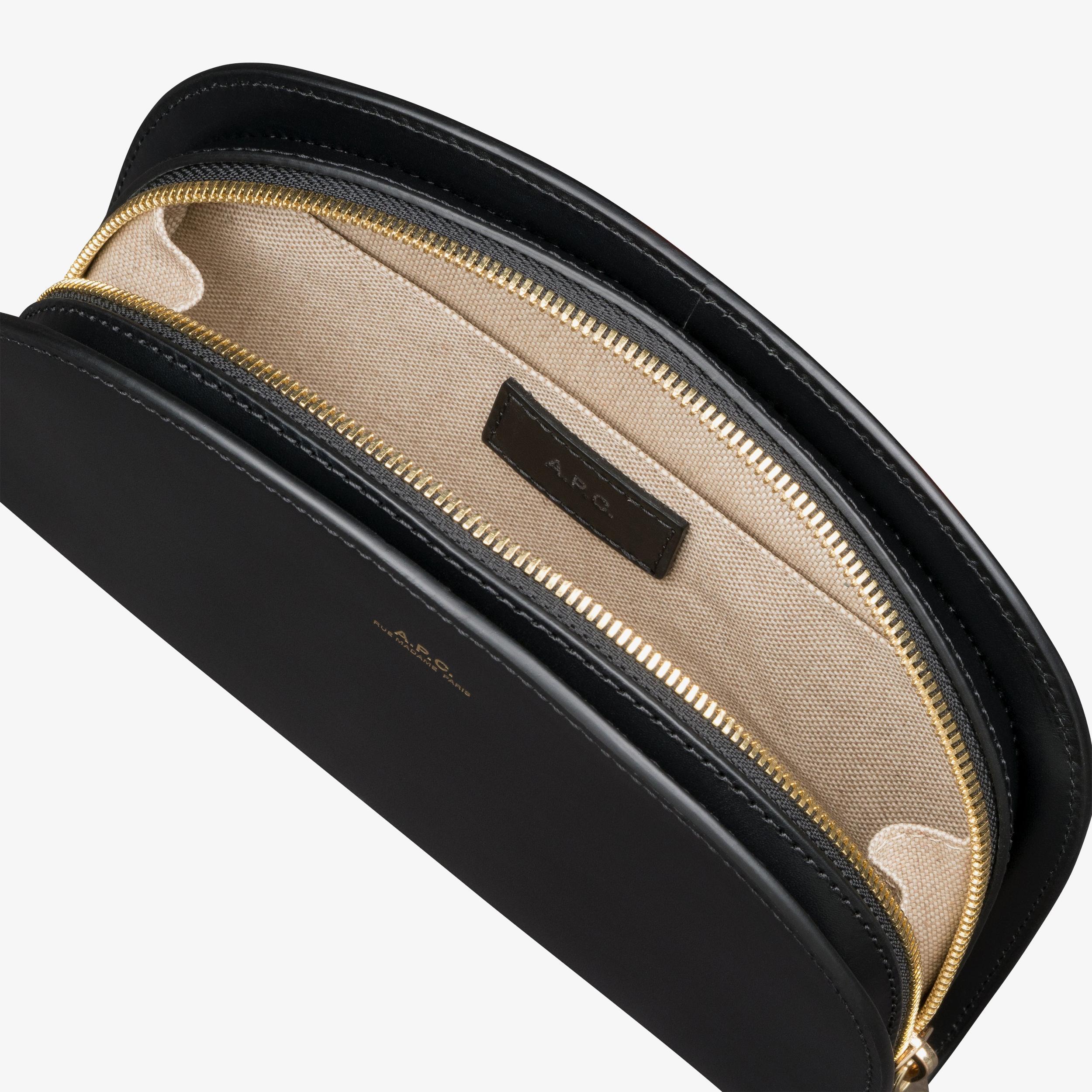 Demi-Lune clutch Female Product Image