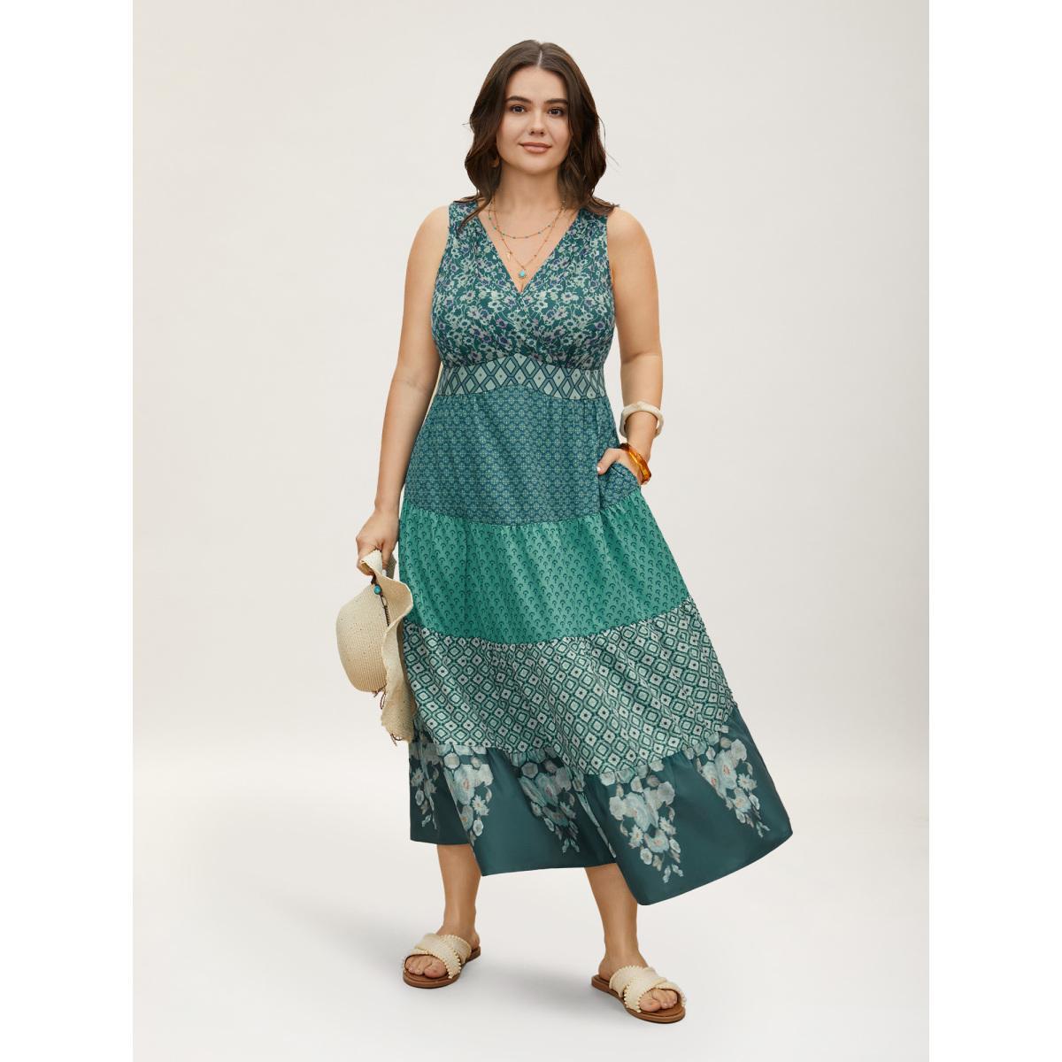 Plus Size Bandana Patchwork Floral Sleeveless Dress Emerald Women Resort Pleated V-neck Sleeveless Curvy BloomChic 22-24/3X Product Image