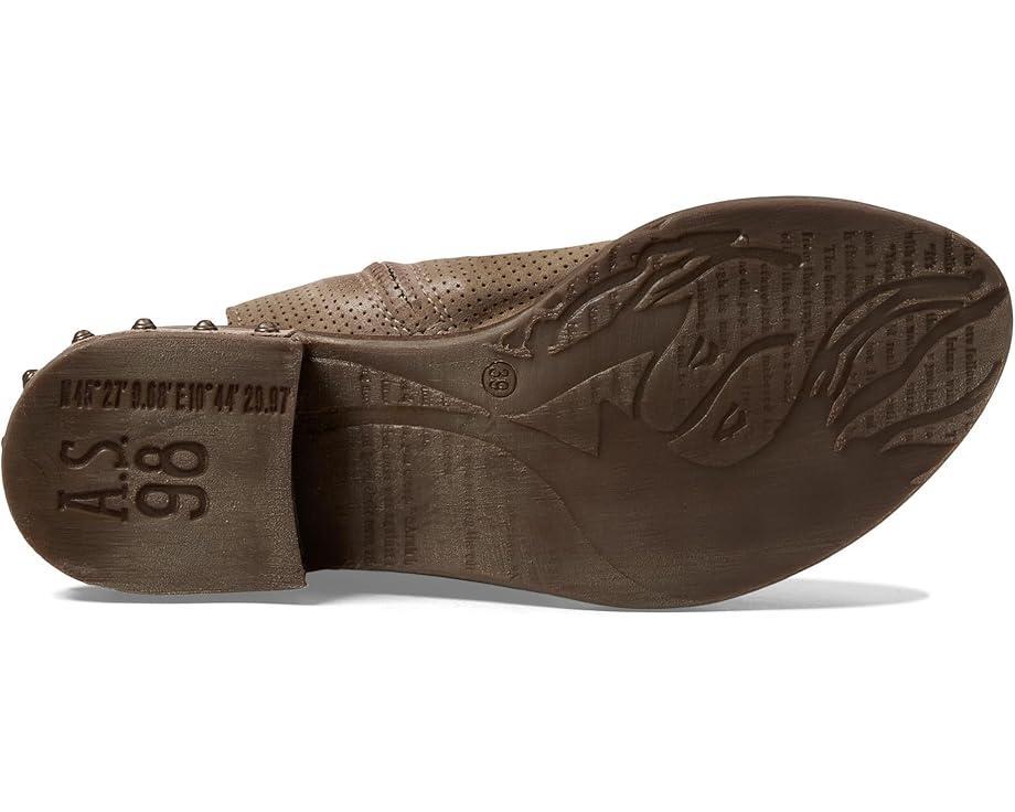 Echo Knit Slip On Sneaker Product Image