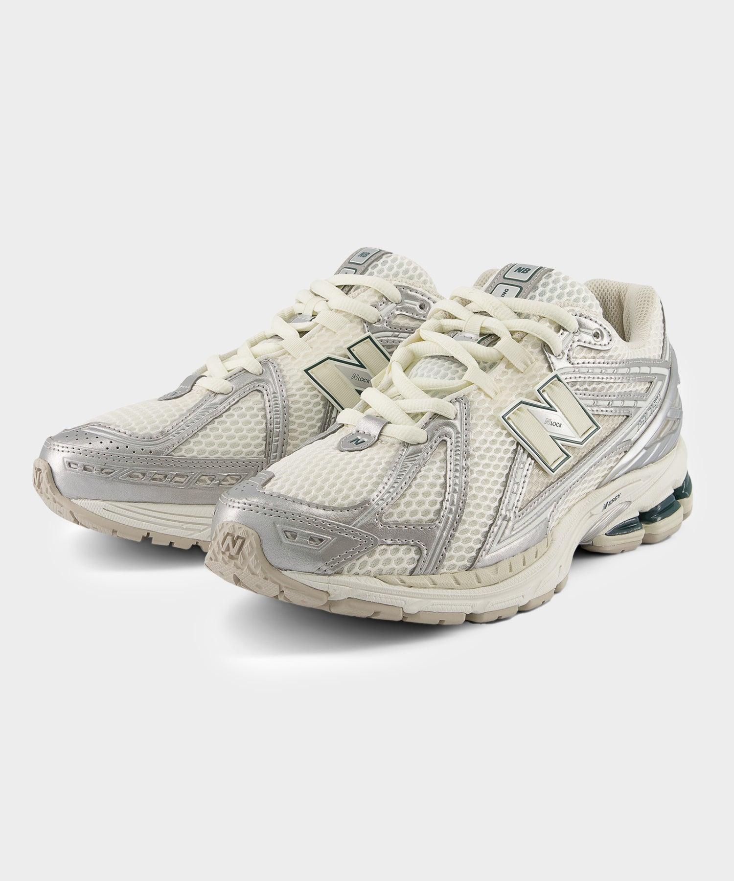 New Balance 1906R Sneaker Product Image