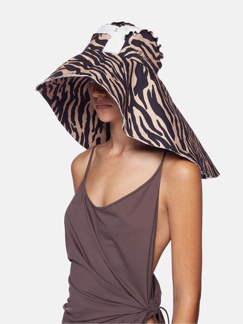 Cappuccino and black camper cap Product Image