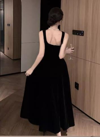 Sleeveless Square Neck Plain Maxi A-Line Dress Product Image