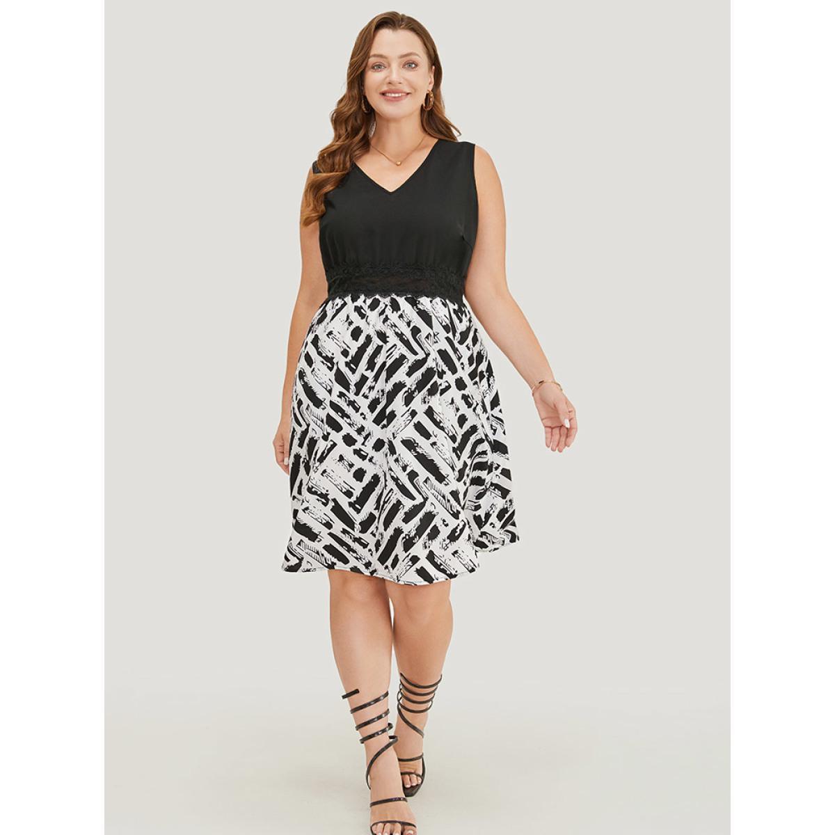 Plus Size Graphic Patchwork Pocket Contrast Lace Tank Dress Black Women Elegant Gathered V-neck Sleeveless Curvy Knee Dress BloomChic 26/4X Product Image