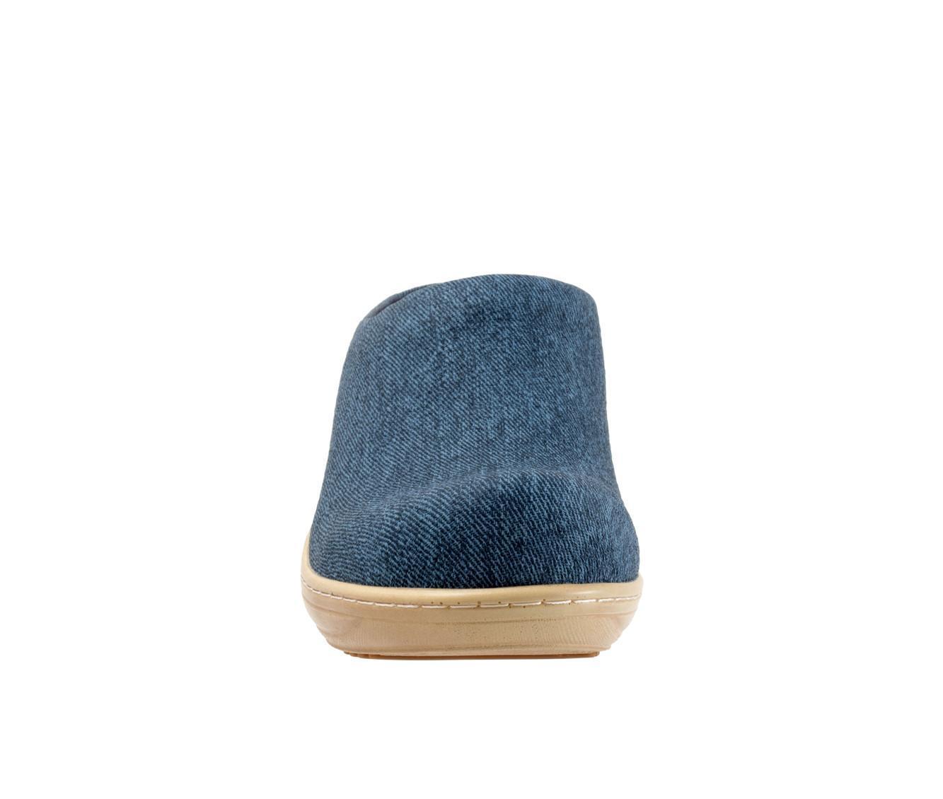 Women's Softwalk Madison Clogs Product Image
