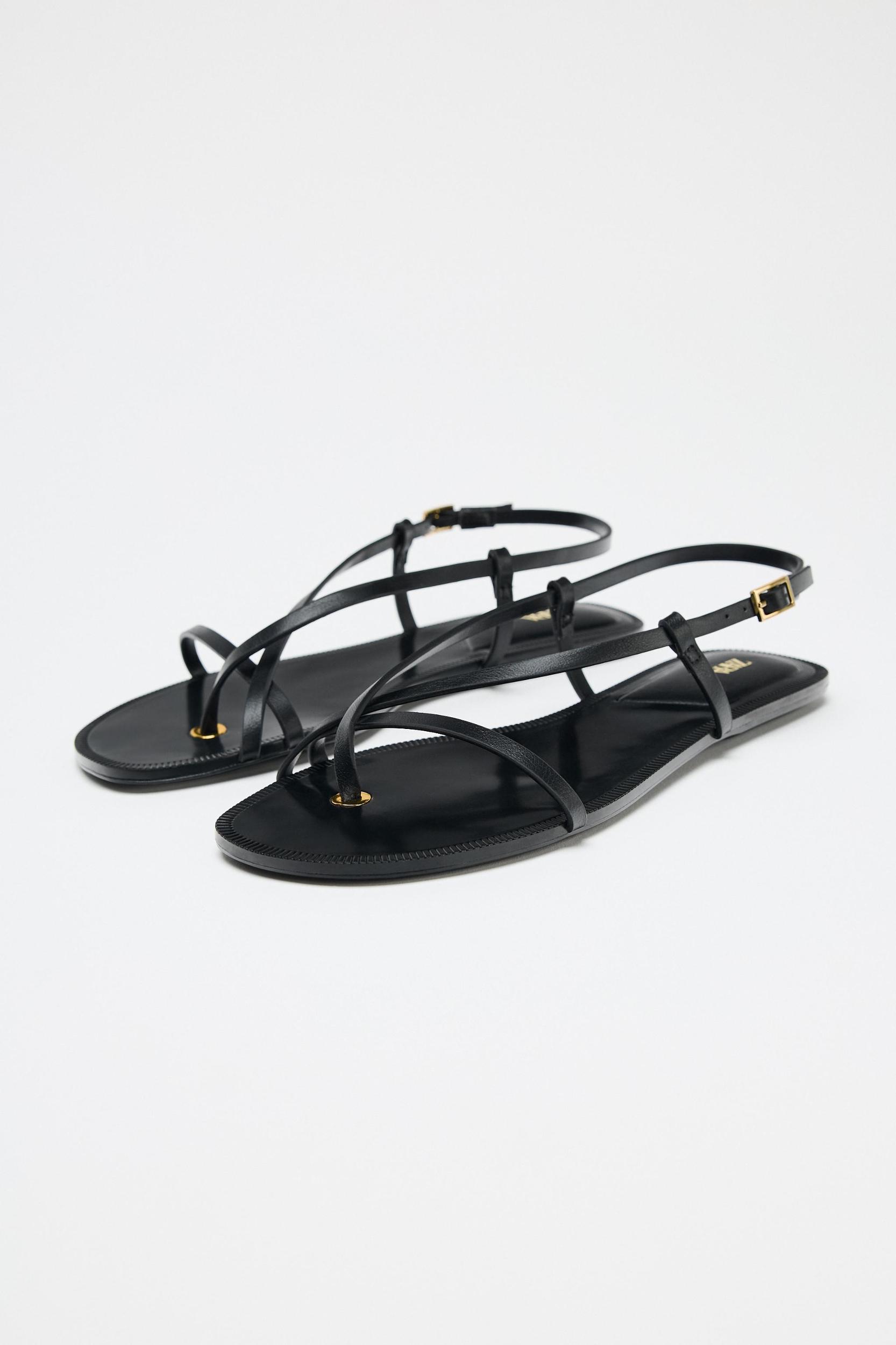 LOW HEELED SANDALS WITH METAL DETAIL Product Image