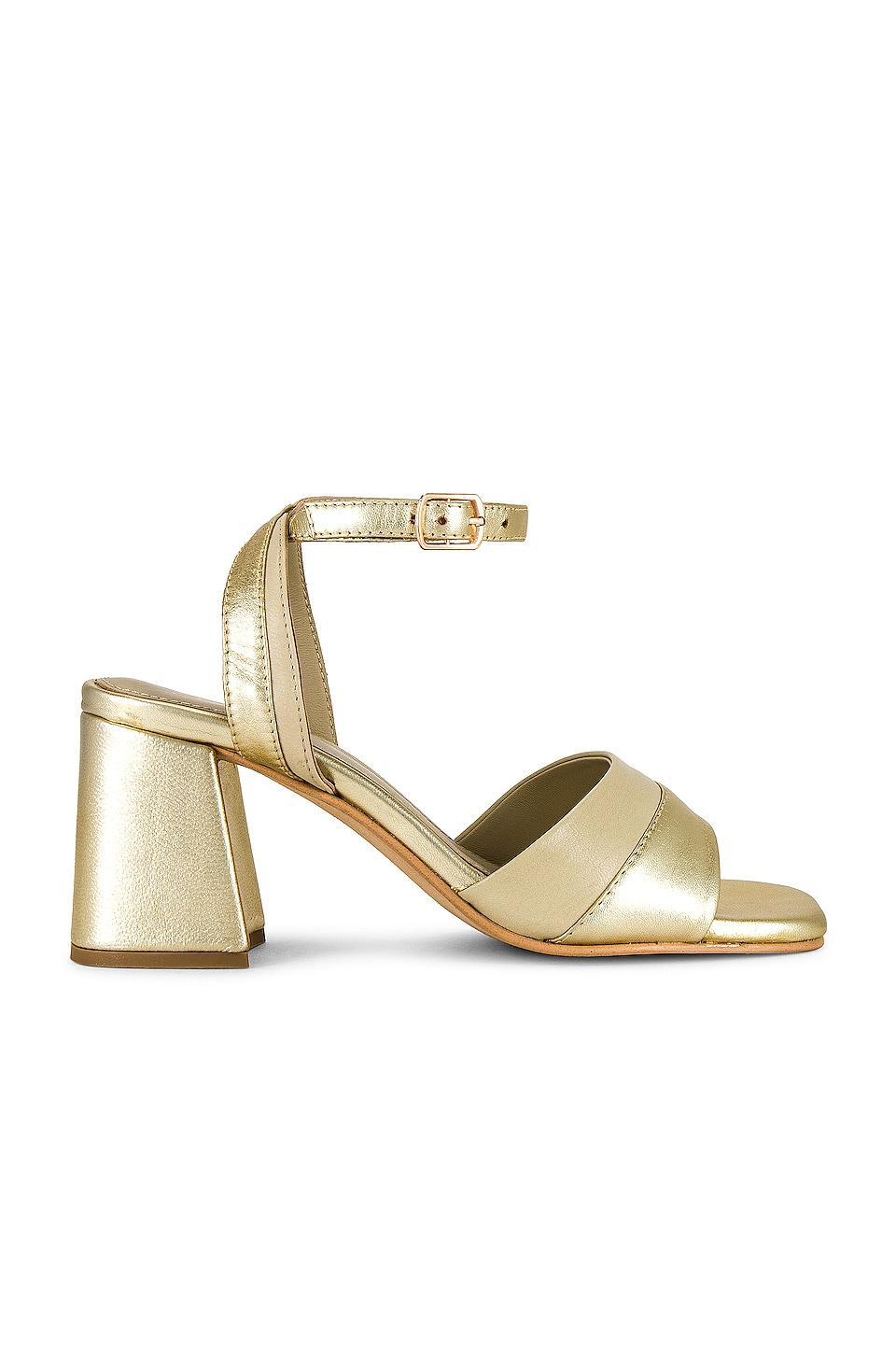 Altar Sandal Seychelles Product Image