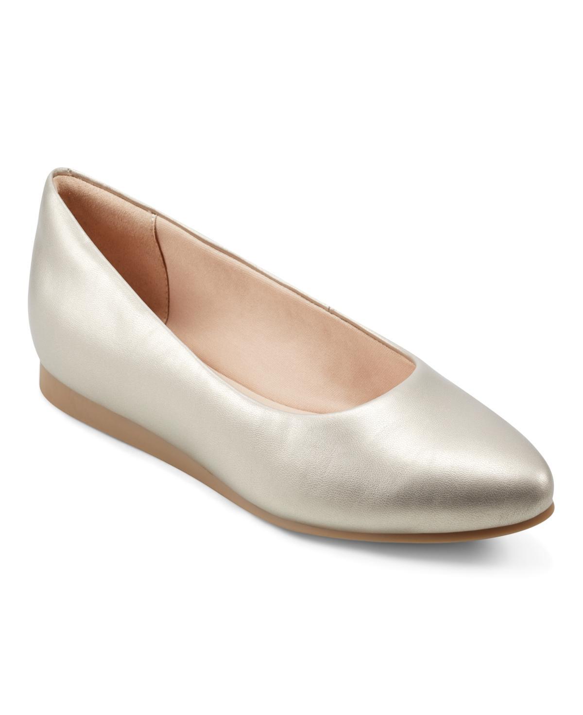 Journee Kavn Women's Comfort Sole Ballet Flats, Size: 10 Wide, Black Product Image