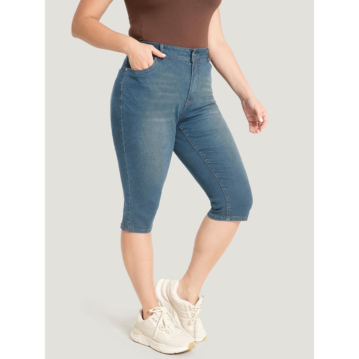 Plus Size Skinny Very Stretchy Dark Wash Split Knee Denim Shorts Women Aegean High stretch Dailywear Side seam pocket Casual Denim Shorts BloomChic 20/2X Product Image
