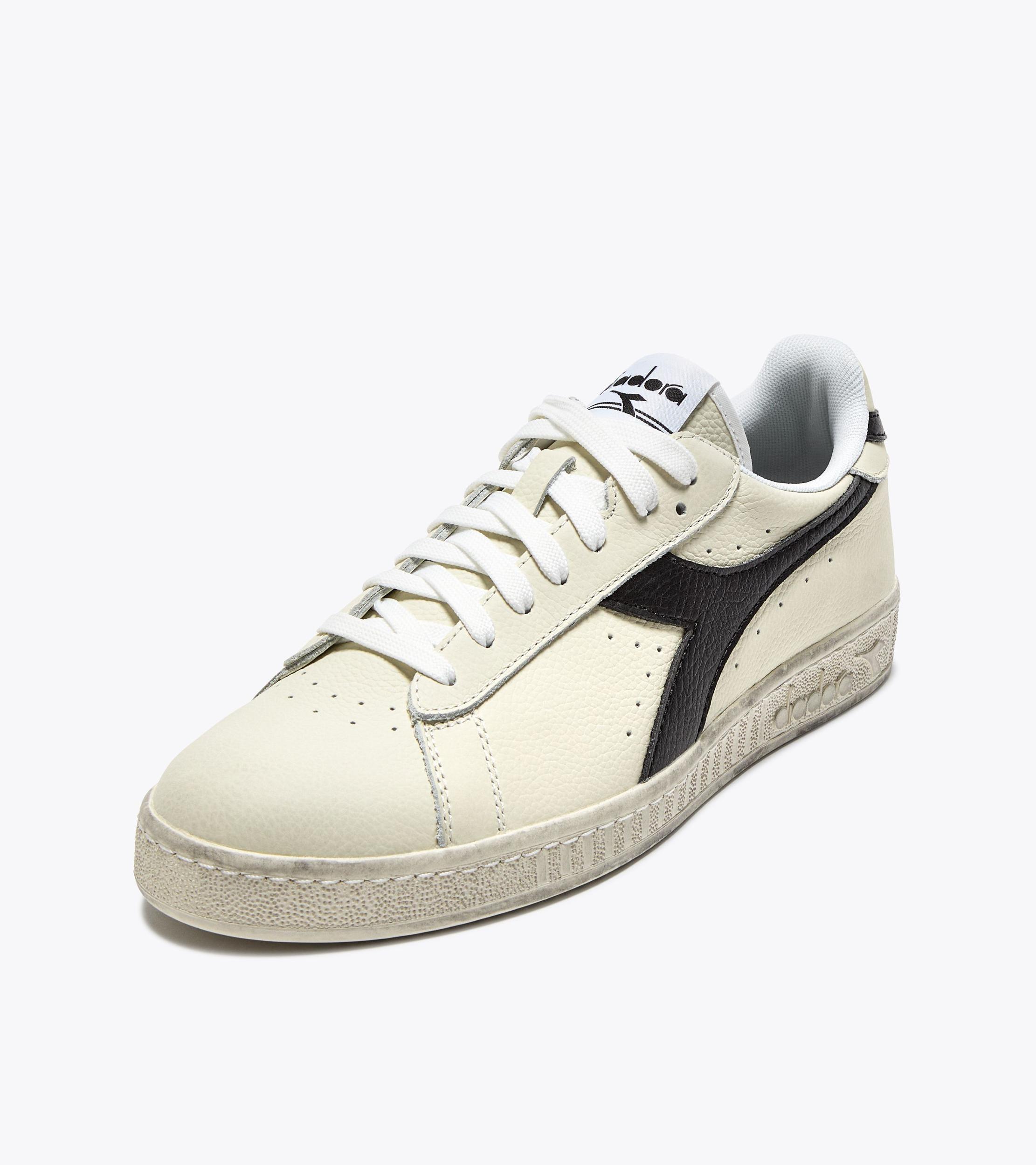 GAME L LOW WAXED Product Image