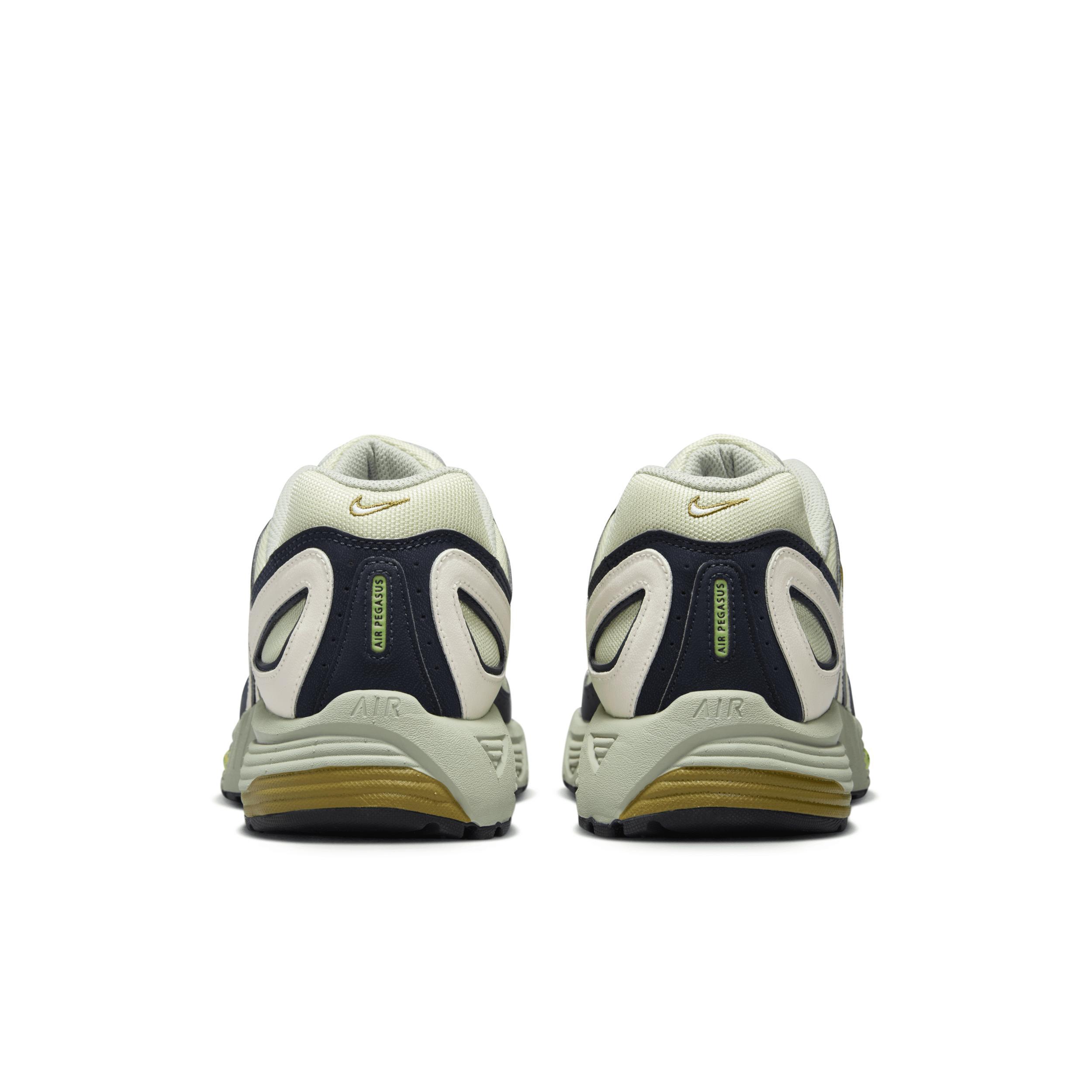 Nike Mens Air Pegasus 2005 Casual Shoes Product Image