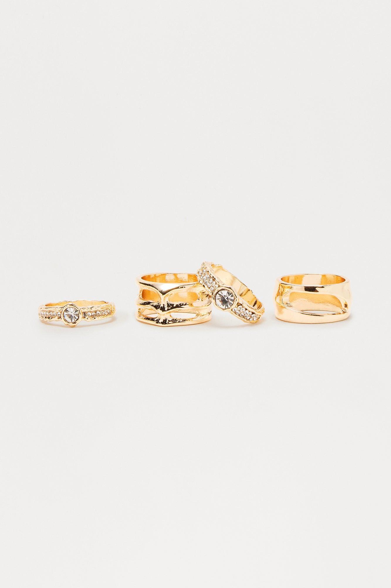 St. Larenet Ring Set - Gold Male Product Image