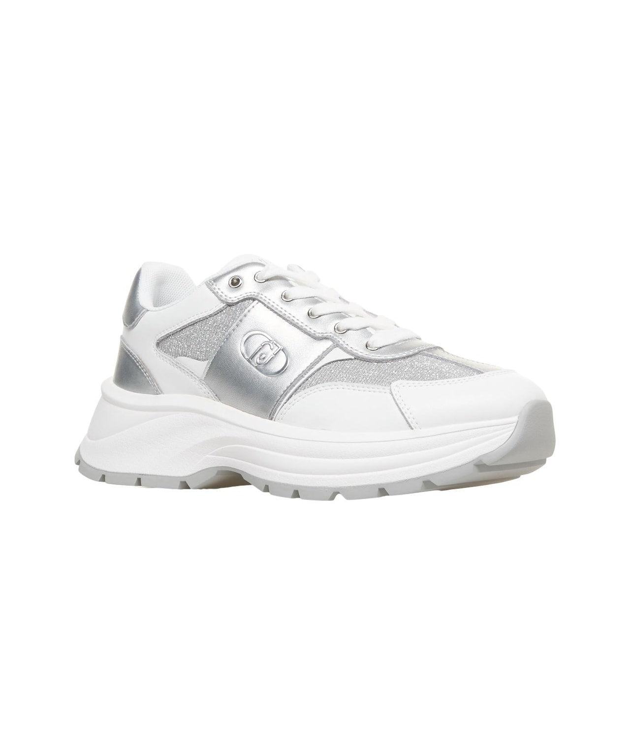 Sneakers with glitter details 'Eva' Product Image