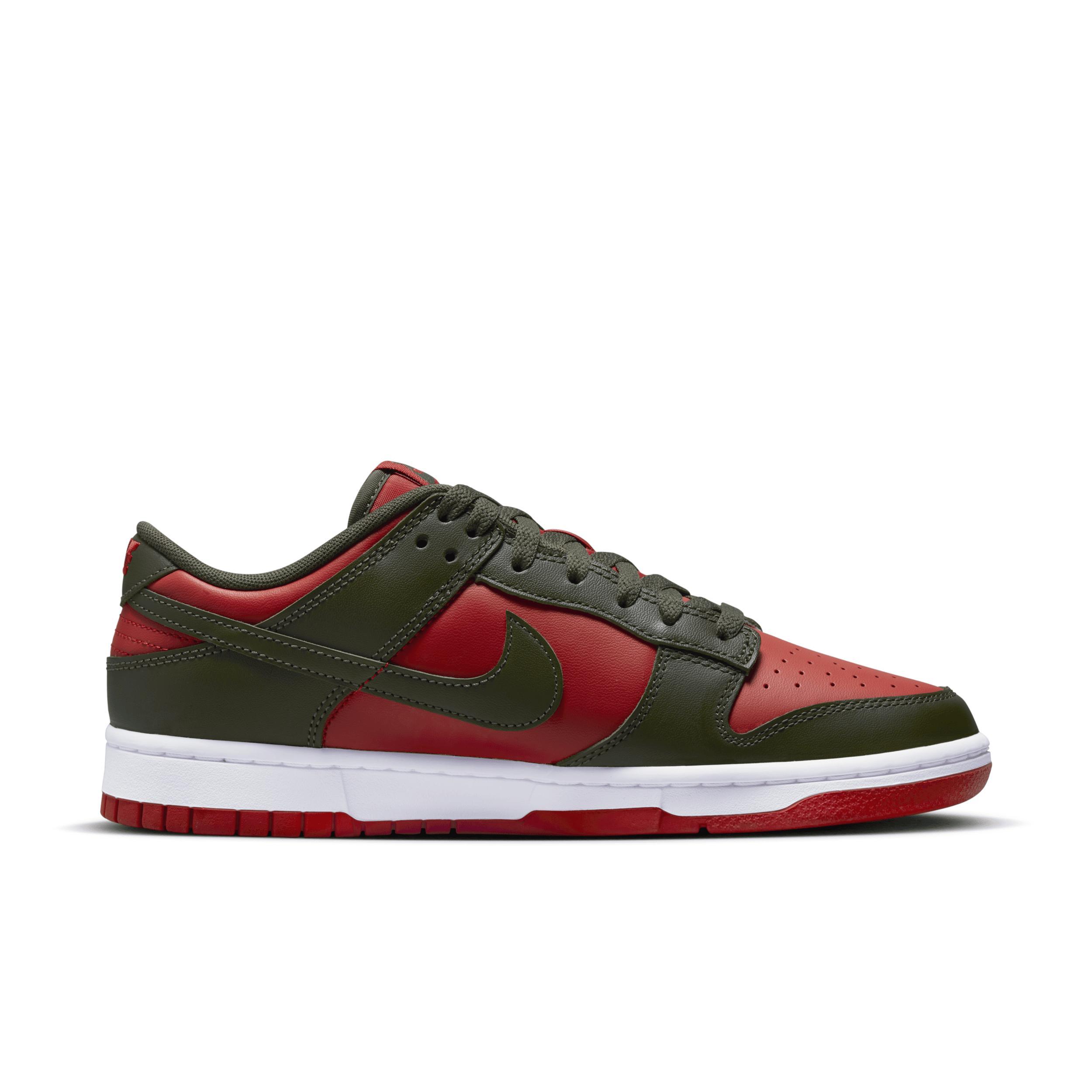 Nike Dunk Low Retro sneakers Product Image