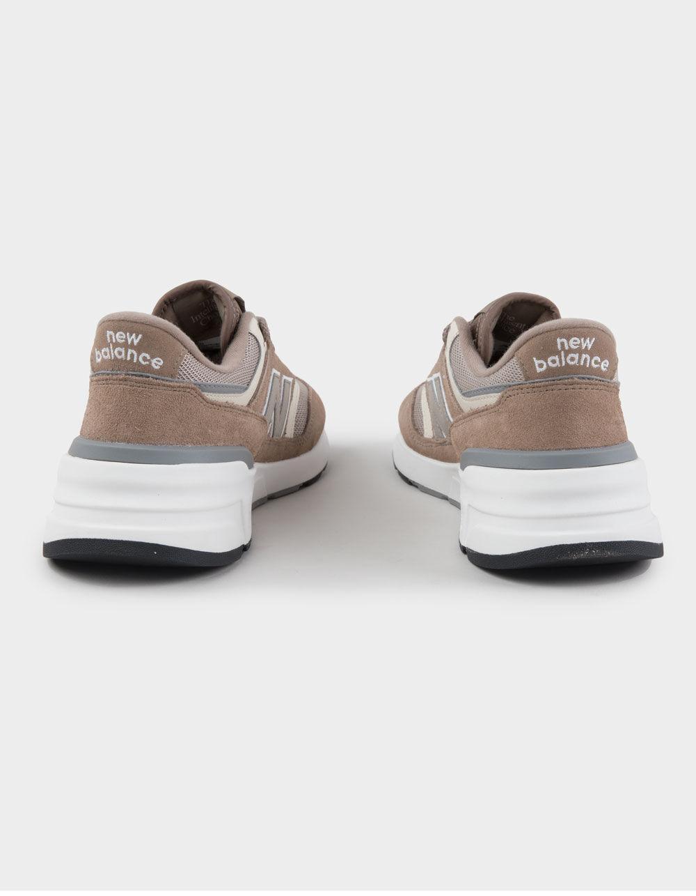 NEW BALANCE 997R Shoes - MUSHROOM Product Image