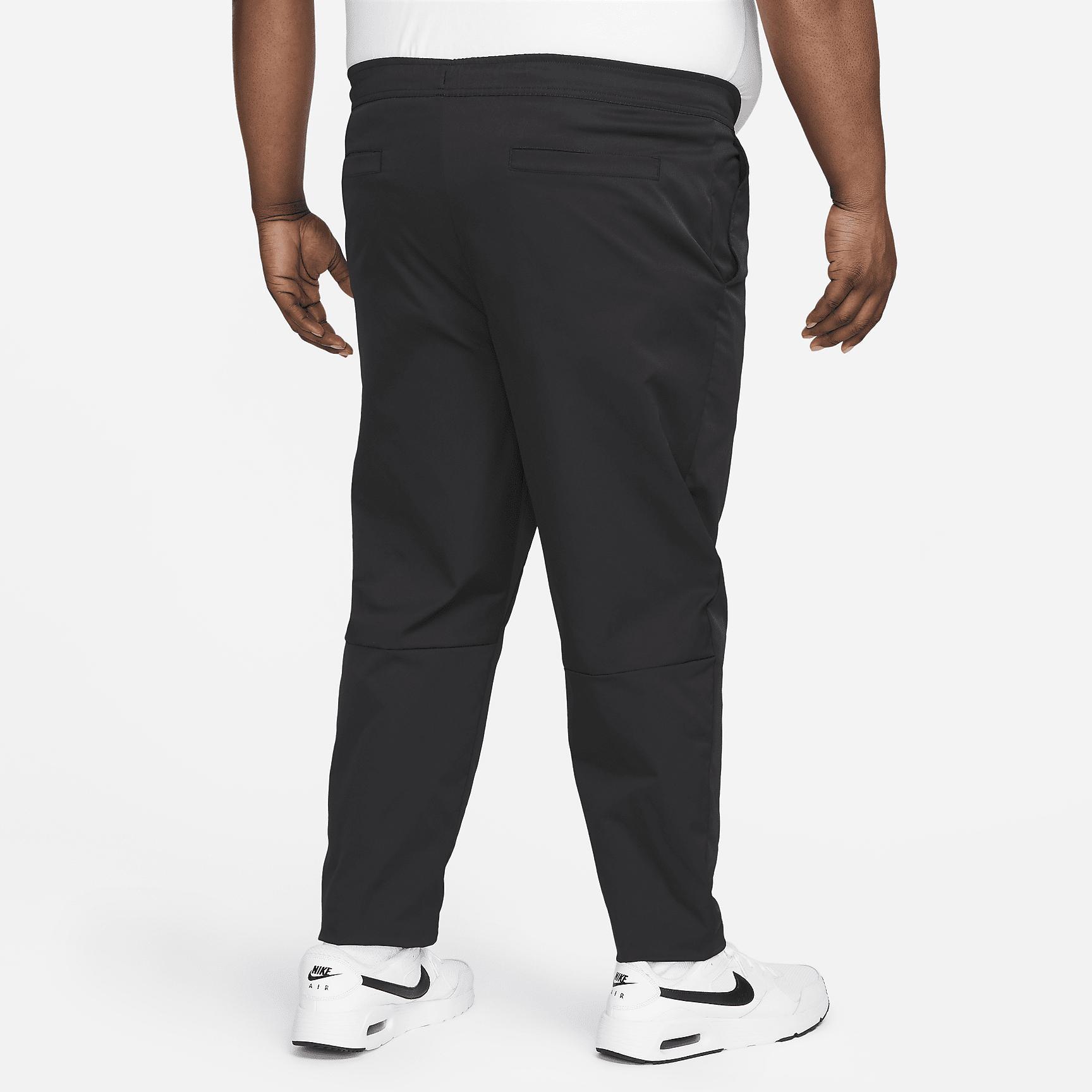 Nike Club Men's Woven Tapered Leg Pants Product Image