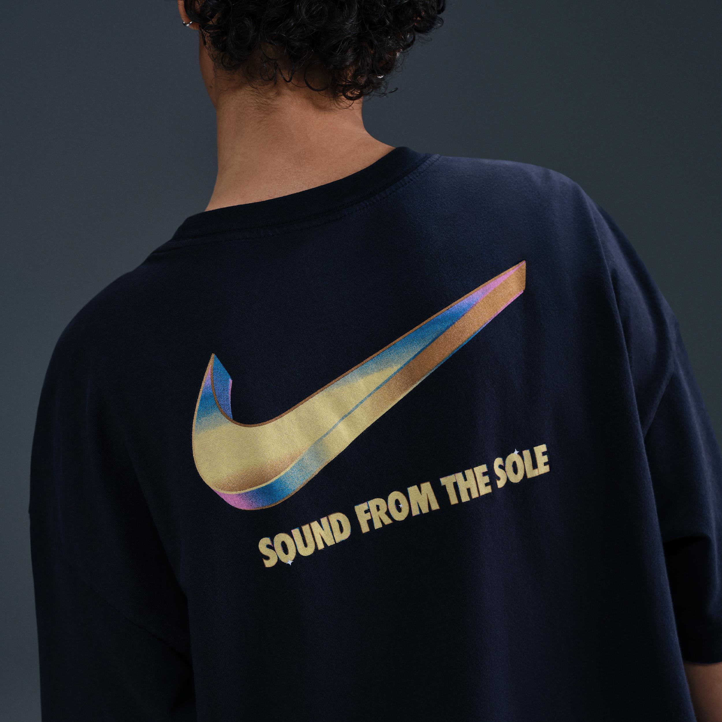 Women's Nike Sportswear Oversized Short-Sleeve T-Shirt Product Image