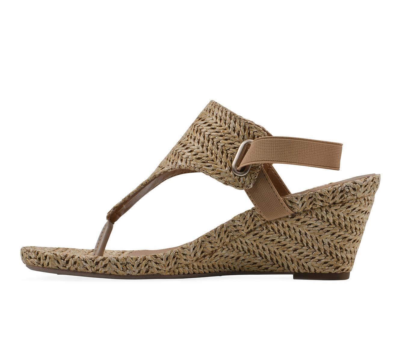 Women's White Mountain All Dres Wedges Product Image