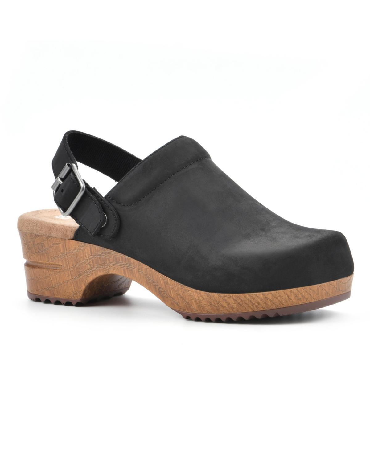 White Mountain Being Nubuck) Women's Shoes Product Image