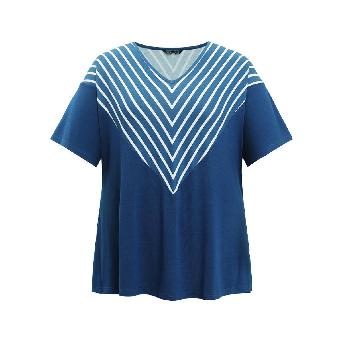 Plus Size Striped V Neck Batwing Sleeve Geometric T-shirt DarkBlue Women Casual Geometric V-neck Dailywear T-shirts BloomChic 22-24/3X Product Image