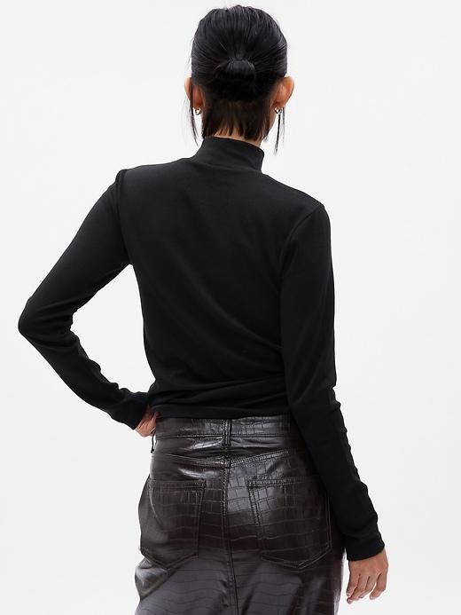 Modern Mockneck T-Shirt Product Image